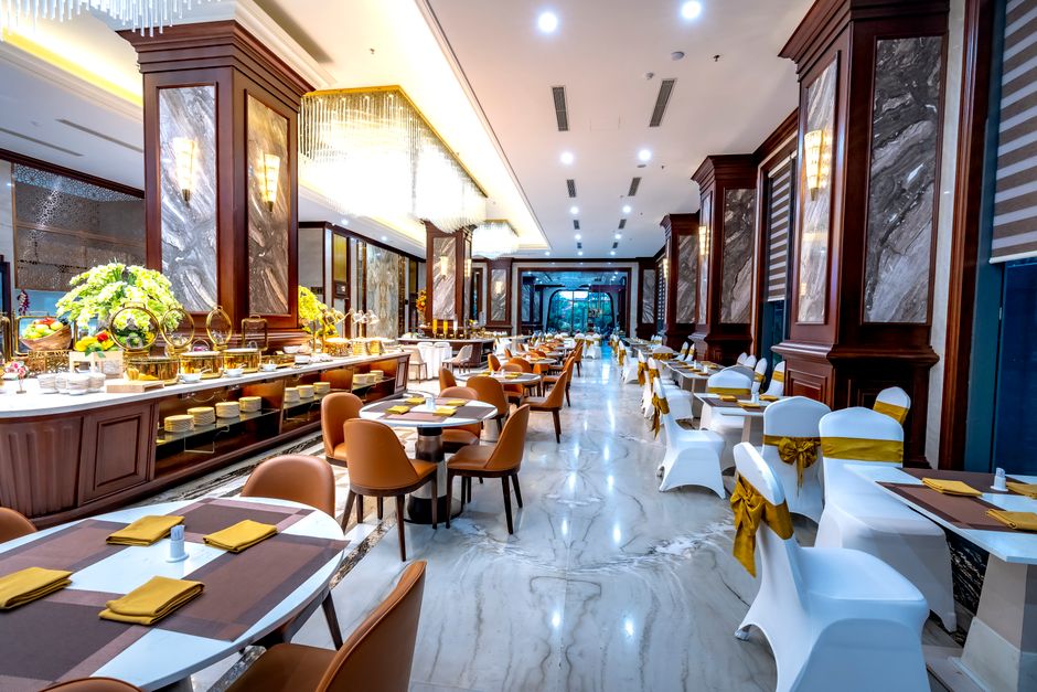 Restaurante del hotel con servicio de alta cocina